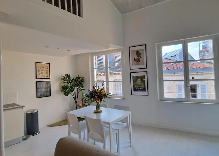 Appartement Duplex 90m² + Terrasse *